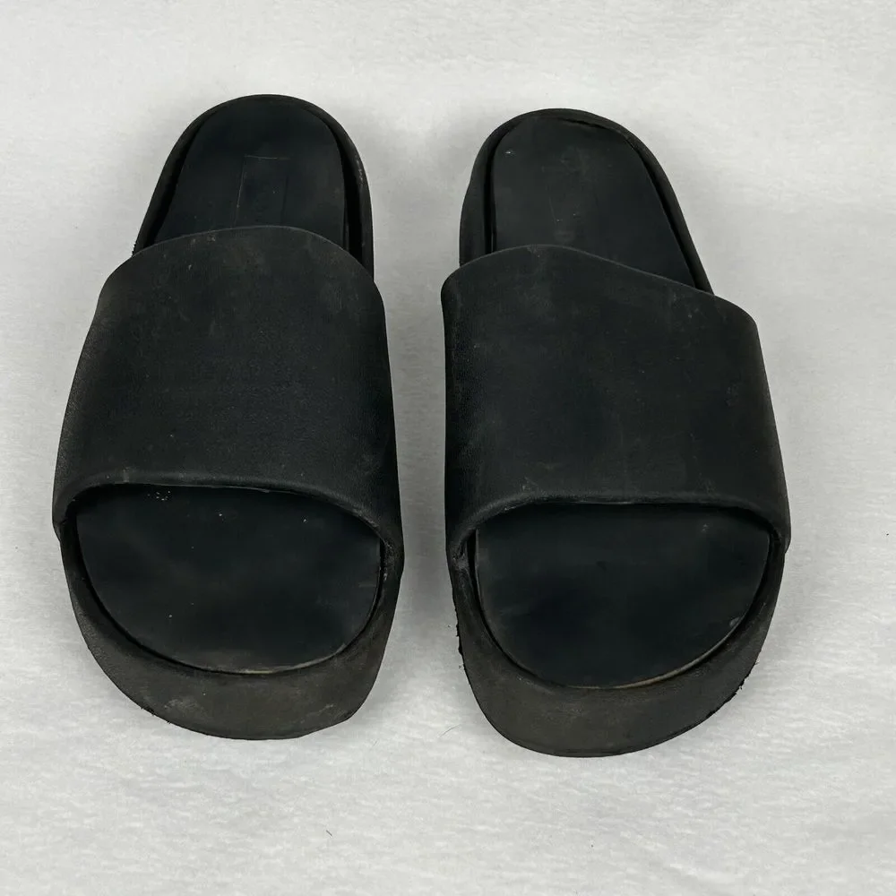 Yellow Box Super Cushiony Torrey Black Slide Women's Sandal 9 - Picture 2 of 7